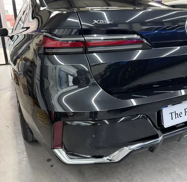 BMW 740i 전체 PPF 시공 사진 13