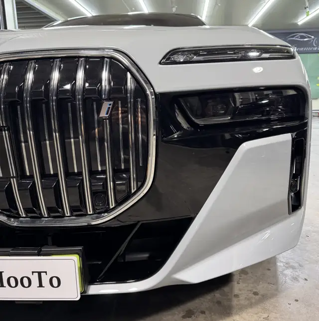BMW i7 전체 PPF 시공 사진 8